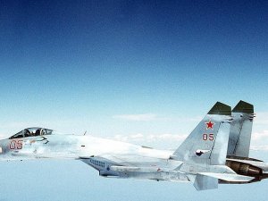 Rus savaş uçağı Estonya’nın hava sahasını ihlal etti