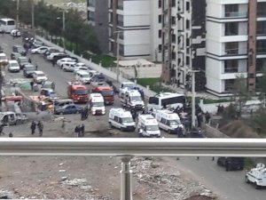 Diyarbakır'da şiddetli patlama: 7 polis şehit, 14 kişi yaralı