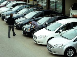 "İkinci el otomobilde kilometreye değil diğer aksamlarına bakın"