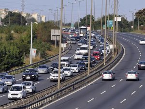 Trafiğe kayıtlı araç sayısı arttı