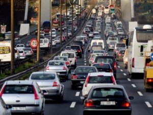 İstanbul'da bazı yollar trafiğe kapatılacak