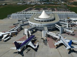 Antalya Havalimanı'nda Rusya için özel önlem