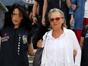 Nazlı Ilıcak'ın da aralarında bulunduğu 17 gazeteci tutuklandı