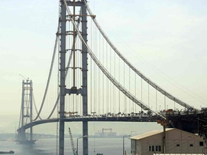 Ahmet Arslan: Osmangazi Köprüsü'nden günde ortalama 20 bin araç geçiyor