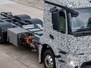 Mercedes'in gözdesi "elektrikli kamyon" son test sürüşünde