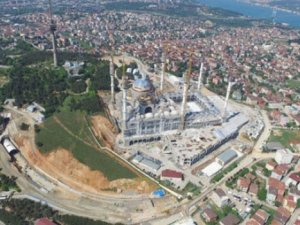 Çamlıca'ya teleferik yerine metro geliyor