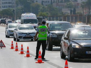 Bayram tatilinde trafiğe sıkı denetim