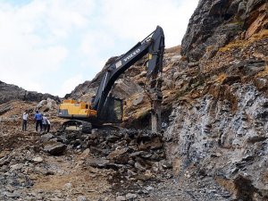 Mereto Dağı'na yol açılıyor