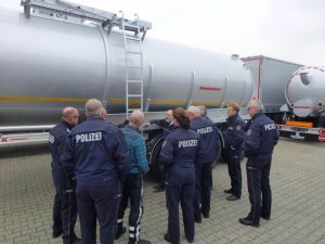 TIRSAN Alman Trafik Polis gücüne yük güvenliği anlattı