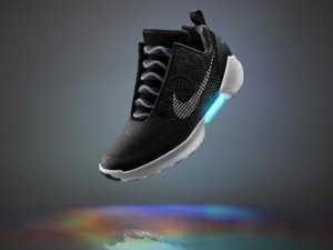 Nike HYPERADAPT 1.0 satışa sunuluyor!