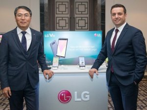LG, V20’yi İstanbul’da tanıttı
