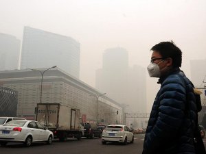 Çin'de hava kirliliği için ilk kez 'Ulusal Kırmızı Alarm' verildi