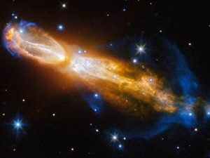 Hubble 'ölen' yıldızı nebula halinde görüntüledi