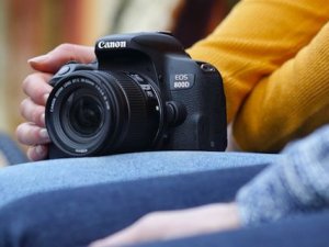 Canon EOS 77D ve EOS 800D tanıtıldı!