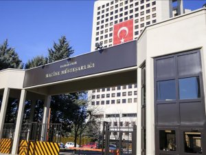 Hazine 1,8 milyar lira borçlandı