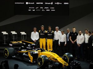 Renault Sport Formula 1 Takımı R.S.17'yi tanıttı