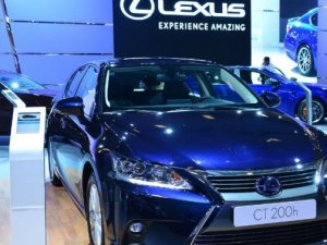 Lexus İstanbul Autoshow'da 'İnteraktif Showroom'unu tanıttı