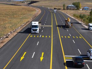 Bölünmüş yolda 2023 hedefi 36 bin 500 kilometre