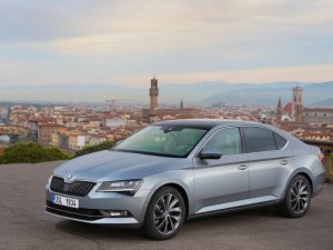 Skoda, 1 milyonuncu Superb’i üretti