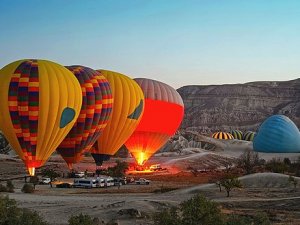 Kapadokya'da balonlar 5 gündür uçmuyor