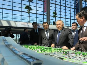 Türk firmasından Kazakistan'a modern tren istasyonu
