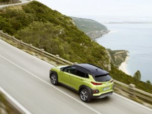 Hyundai'den yeni otomobili KONA'yı tanıttı