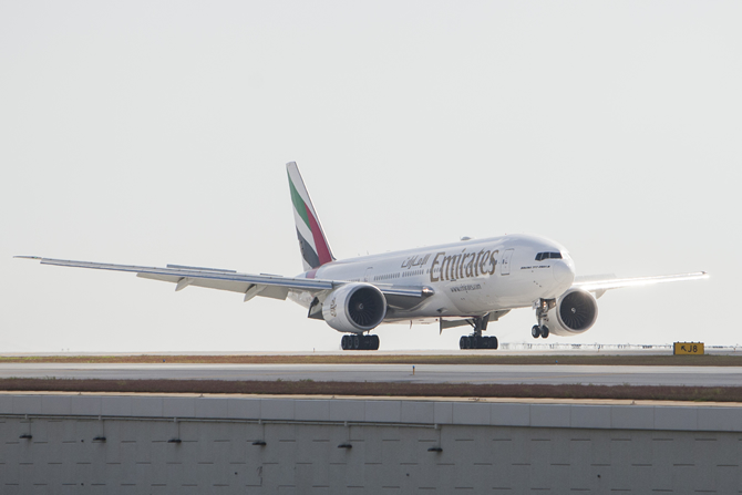 emirates2-001.jpg